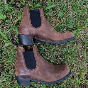 Blundstones Boots